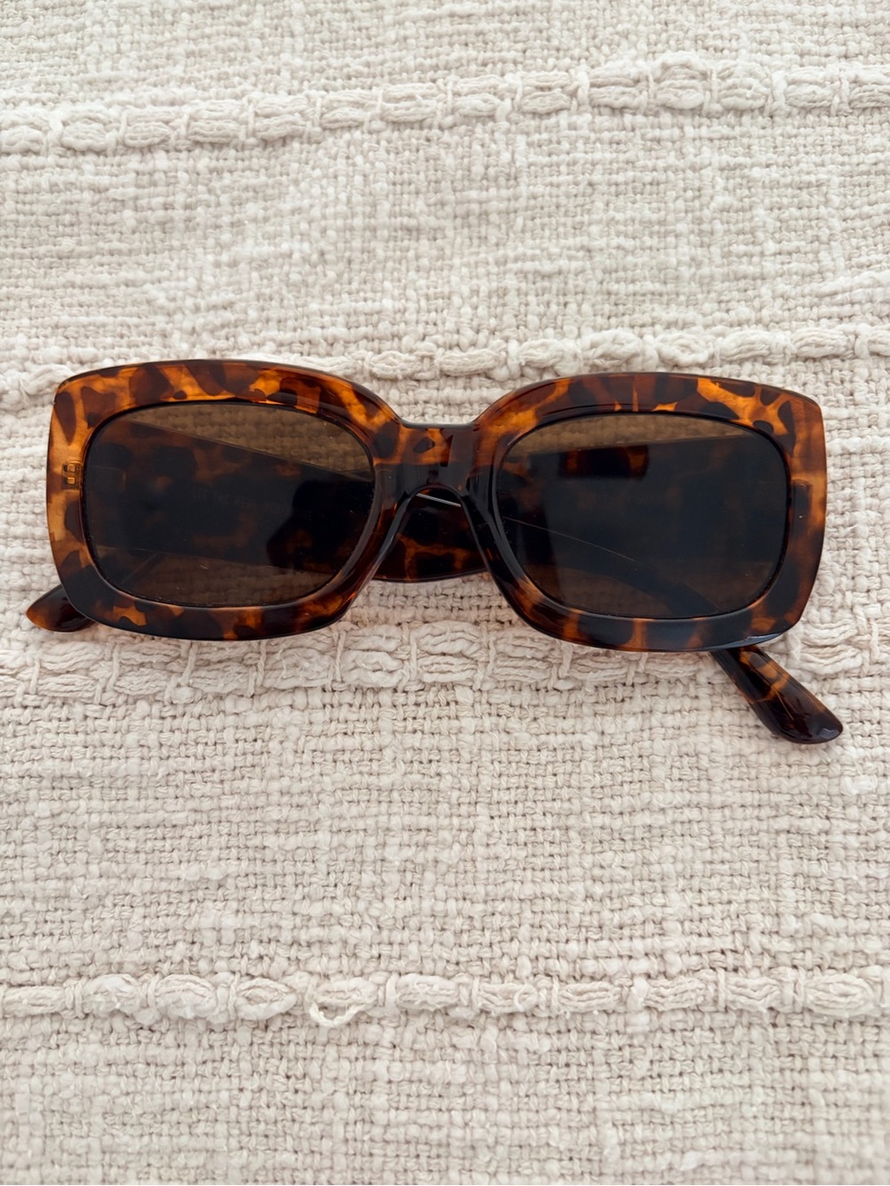 Aerie Tortoiseshell Rectangular Sunglasses